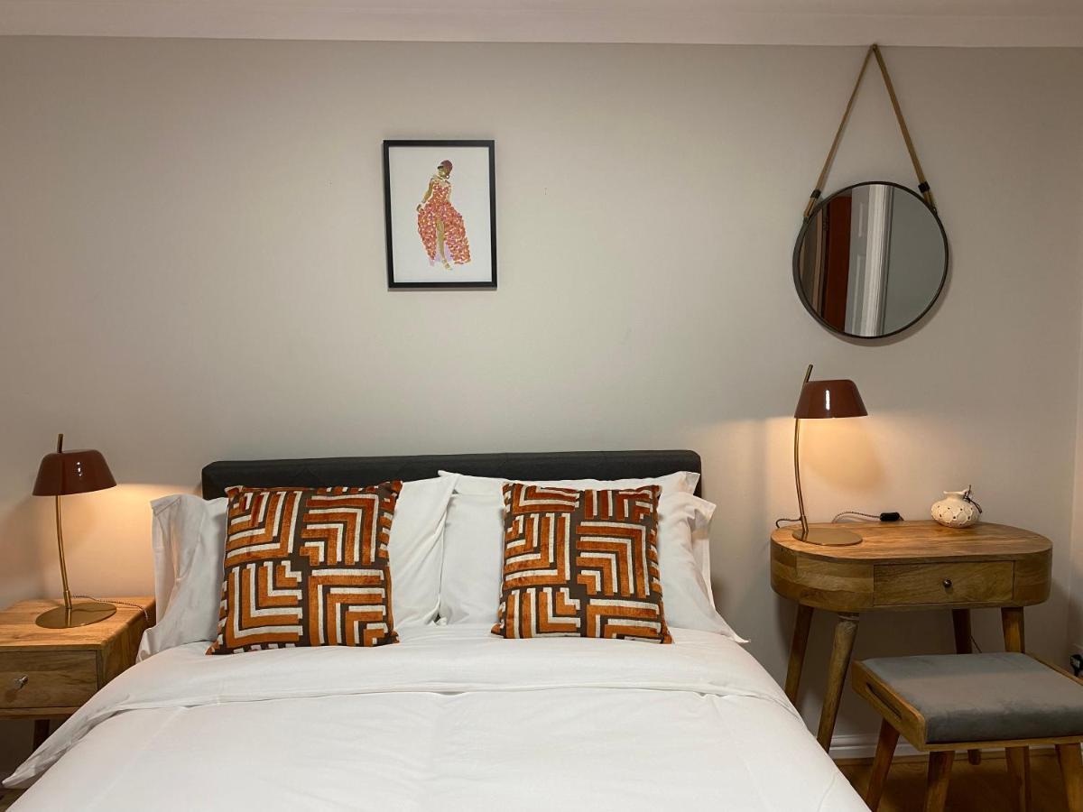 Private Main Door Lovely 2 Bedroom Apartment Edimburgo Exterior foto